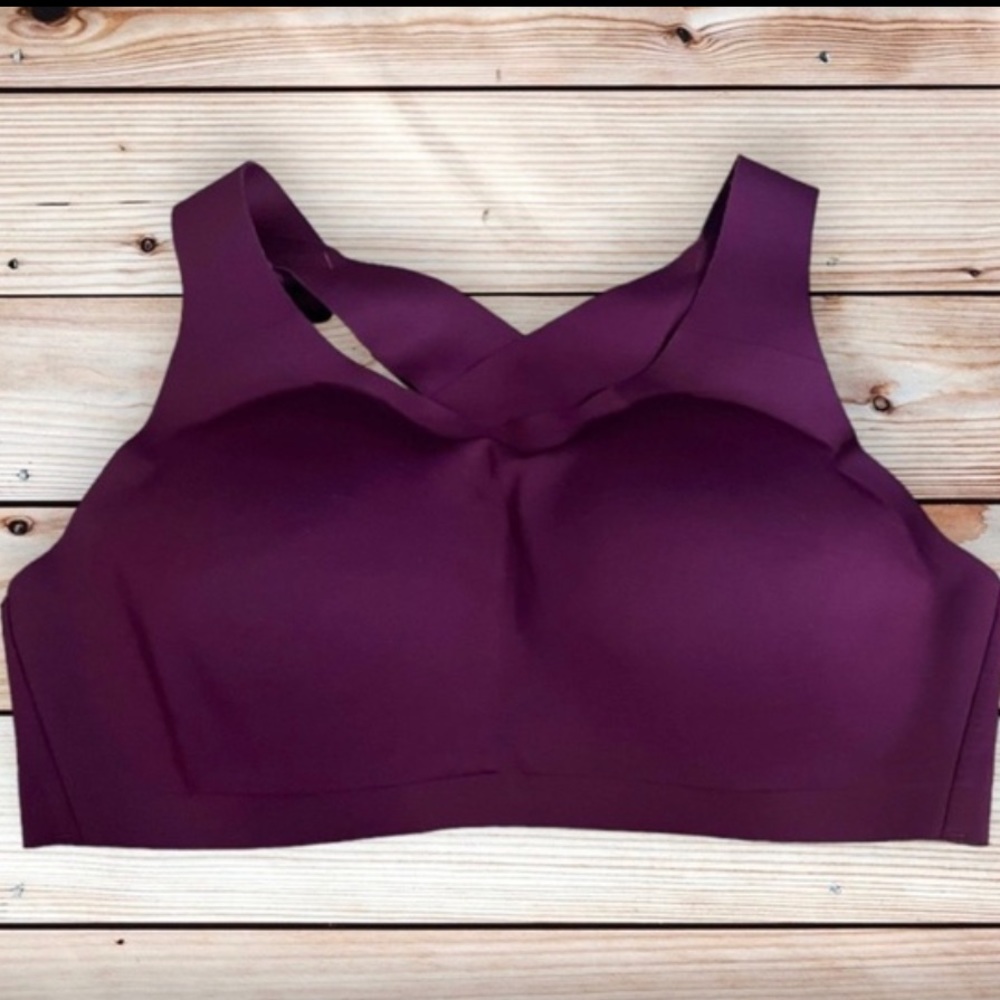 Lululemon wireless adjustable, sports bra